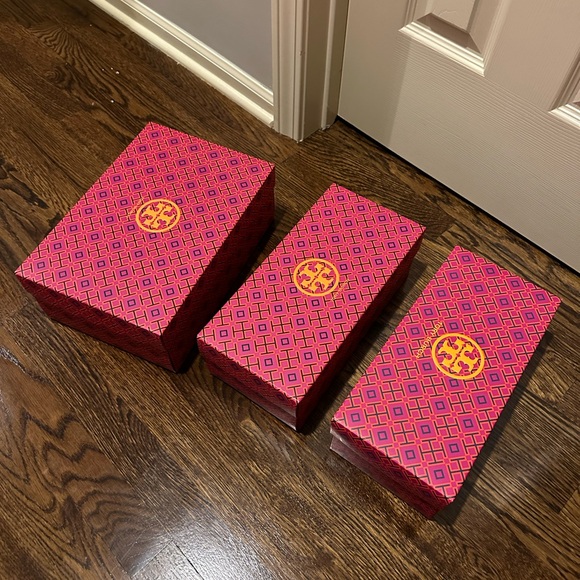 Tory Burch Shoe Box Set - Picture 1 of 2